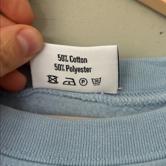 LOCK The Label “1989” Crewneck Sweatshirt – Taylor-Inspired Era Blue (Size M) - Picture 6 of 6